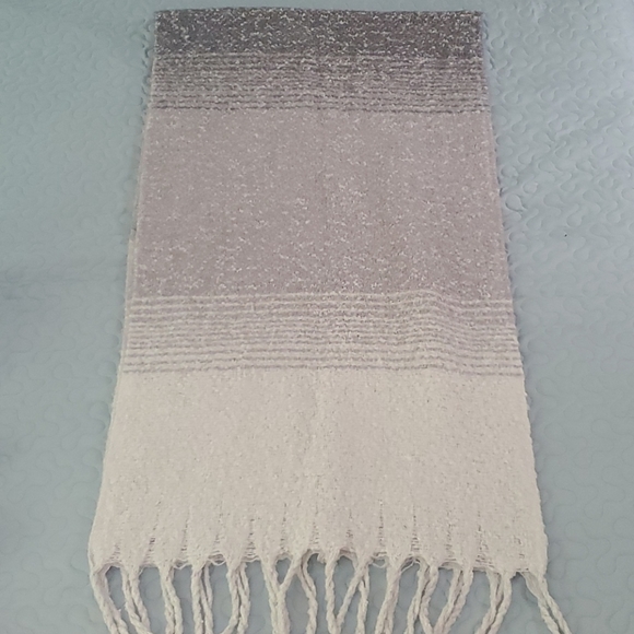 Mer-Sea & Co. Gray Oversized Cozy Scarf - Picture 2 of 3